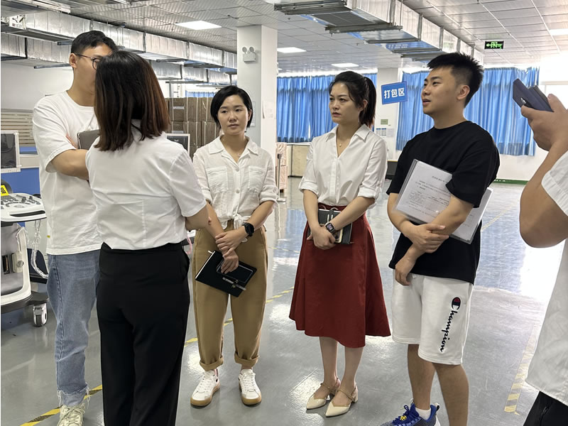 市局领导莅临指导，共绘绵阳市先锋医疗器械新篇章！3.jpg